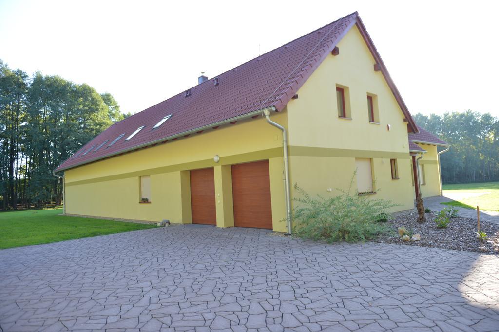 Penzion U Blatce Nové Hrady Exterior foto
