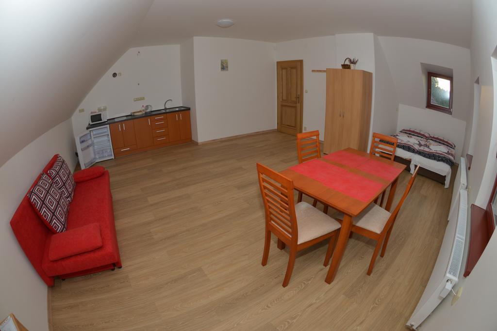 Penzion U Blatce Nové Hrady Quarto foto