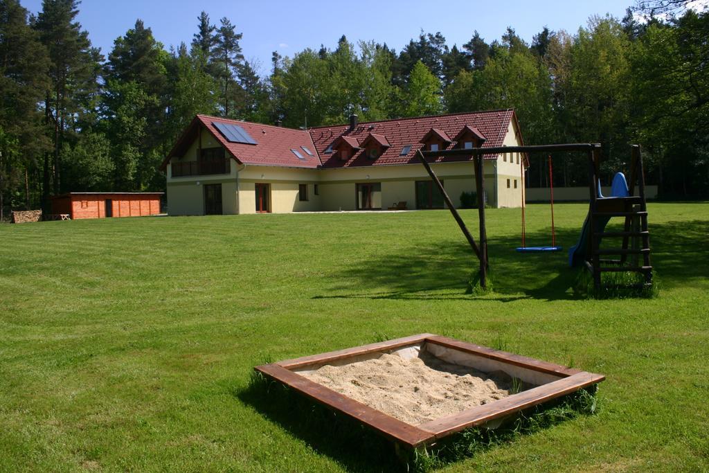 Penzion U Blatce Nové Hrady Exterior foto